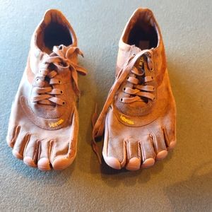 Vibram Leather men's shoes